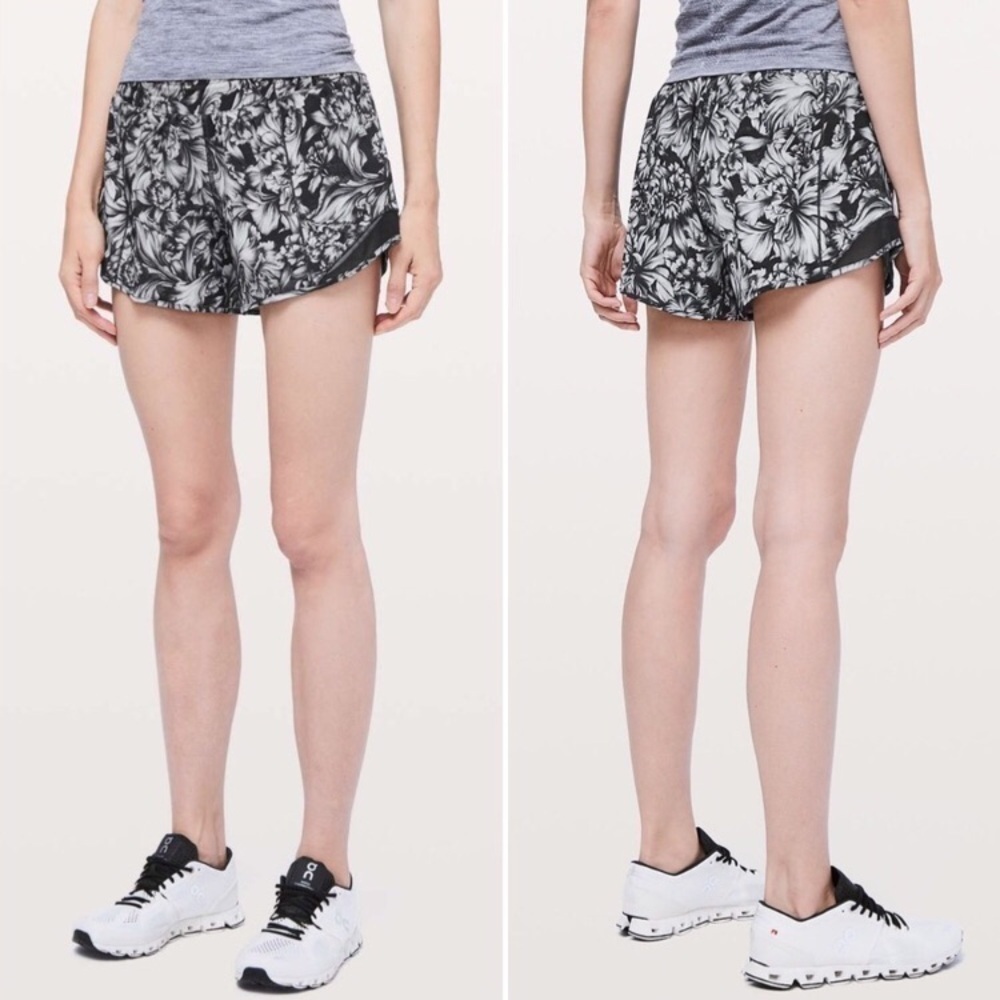 lululemon athletica Hotty Hot Short II 4" Night Garden Floral Ice Grey Black